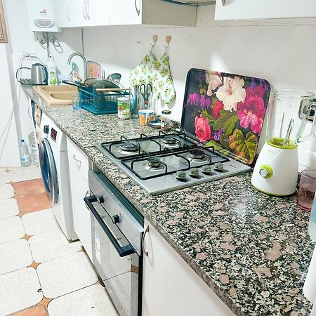 Habitacion Privada Валенсия Экстерьер фото